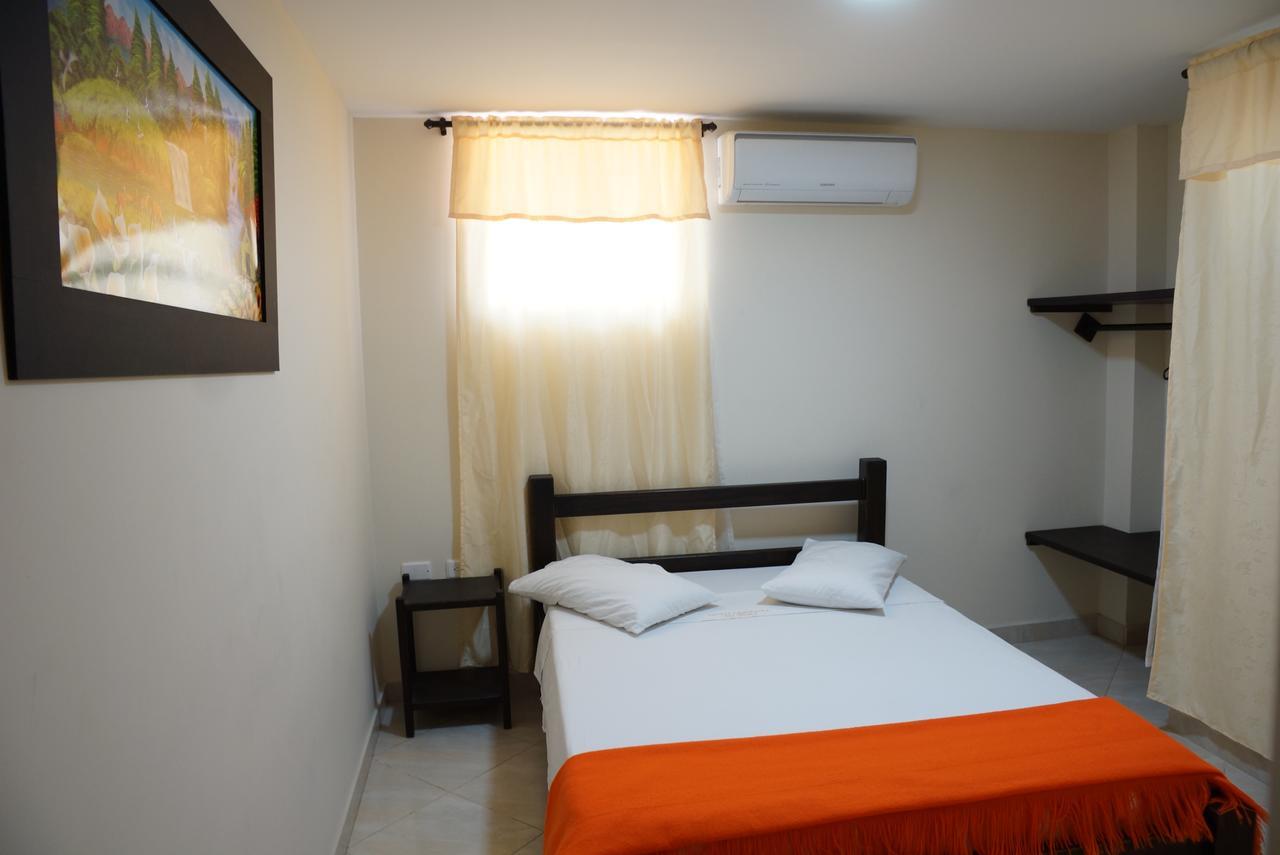 Hotel Esmeralda 2*