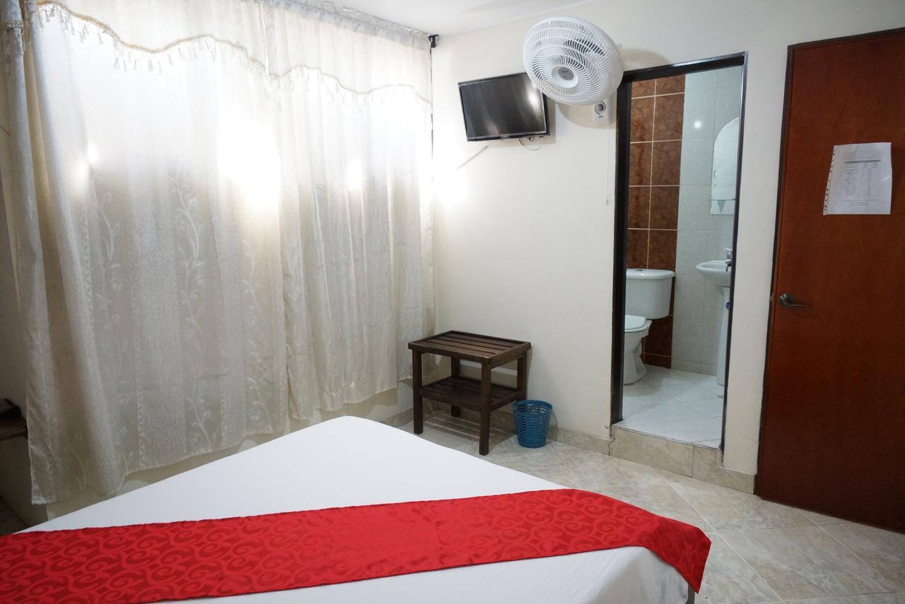 Hotel Esmeralda 2*