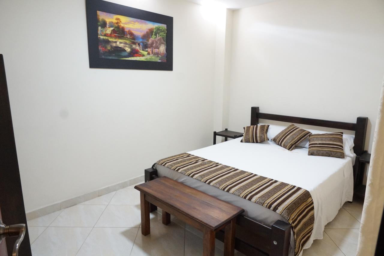 Hotel Esmeralda 2*