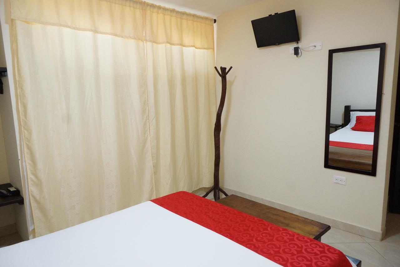 Hotel Esmeralda 2*