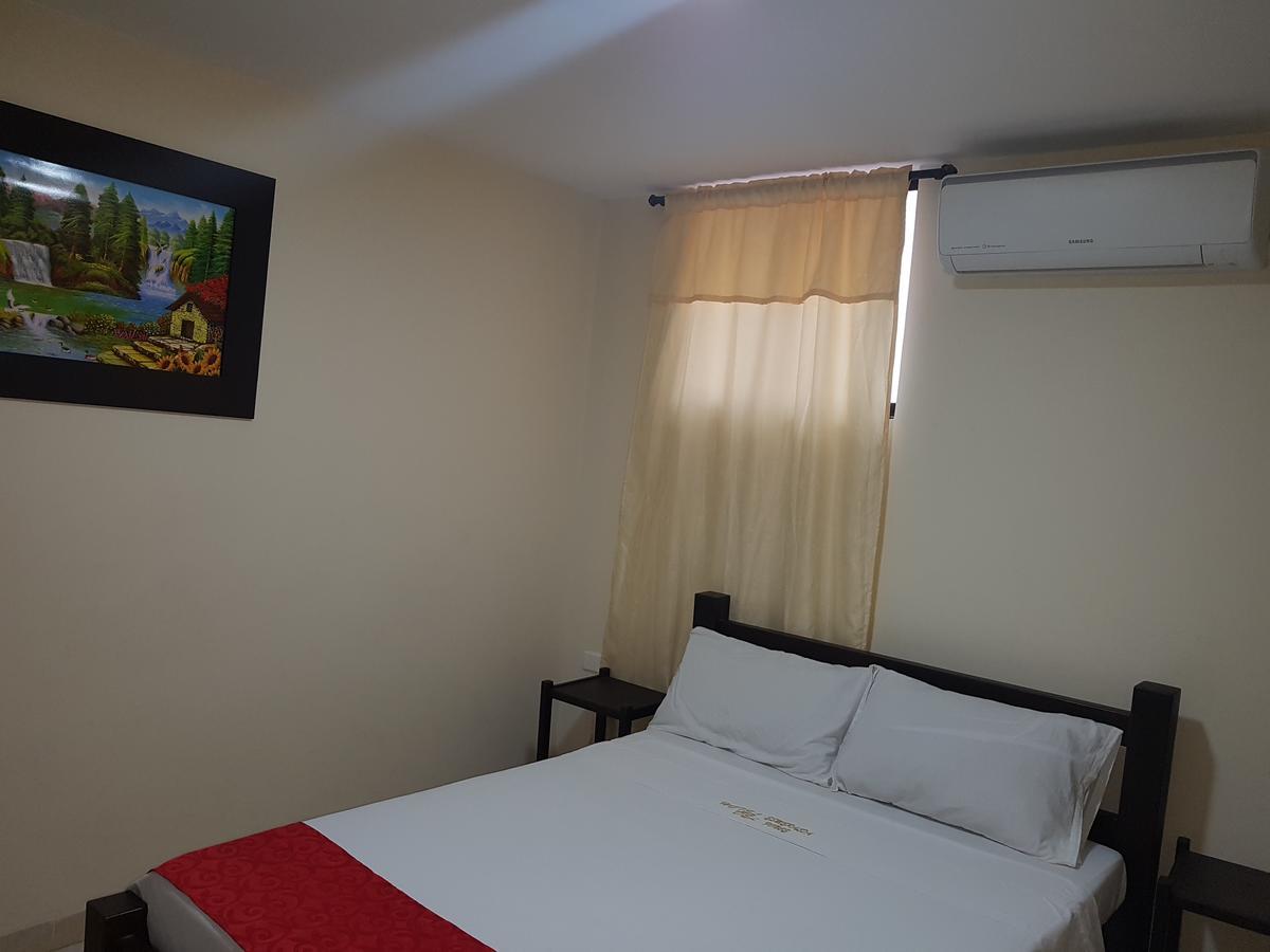 Esmeralda Hotel 2*